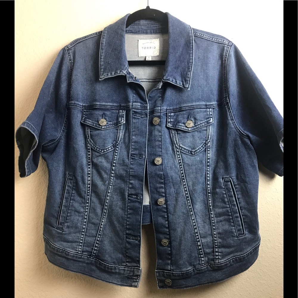 Torrid Women's Blue Denim Jacket